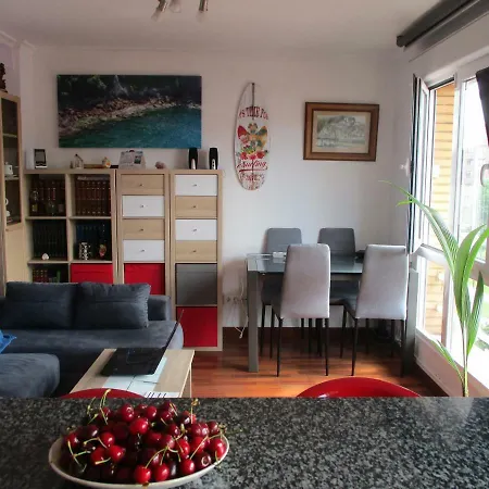Piso En Cerca De Playa Del Arbeyal * Gijón