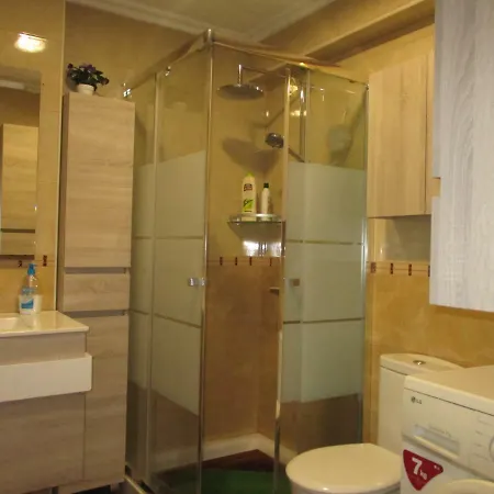 Piso En Cerca De Playa Del Arbeyal Appartement Gijón